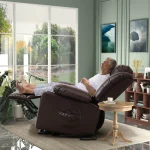 What features should a good lift chair recliner have?